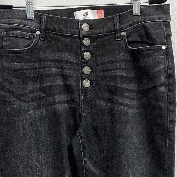 Cabi 4149 Button Fly Straight Jeans Fall 2021 Size 8 EUC - Picture 6 of 10